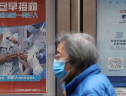 China Says It Will Do More to Vaccinate Older People Against Covid